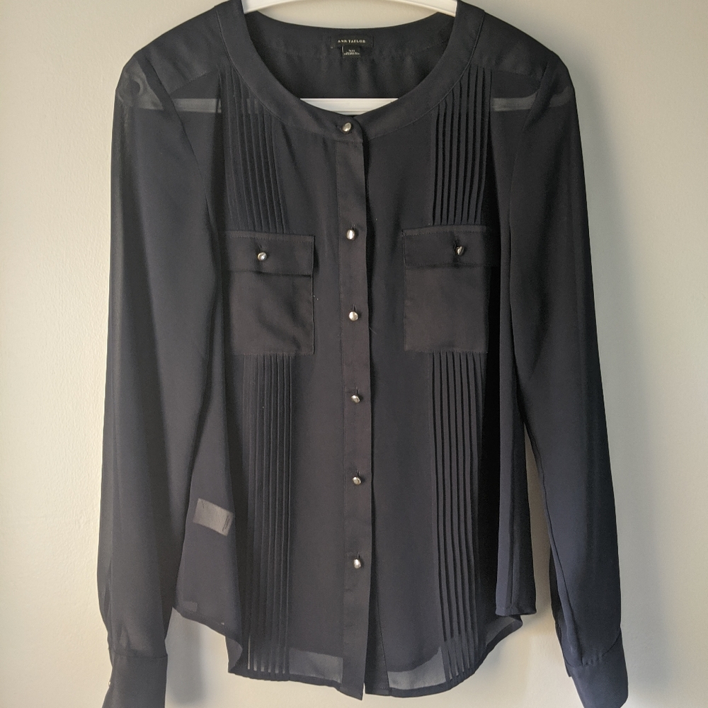 Sheer pleated shirt
